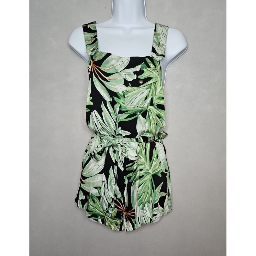 Chaser Womens Tropical Palm Print Shortall Romper Size Medium NWT